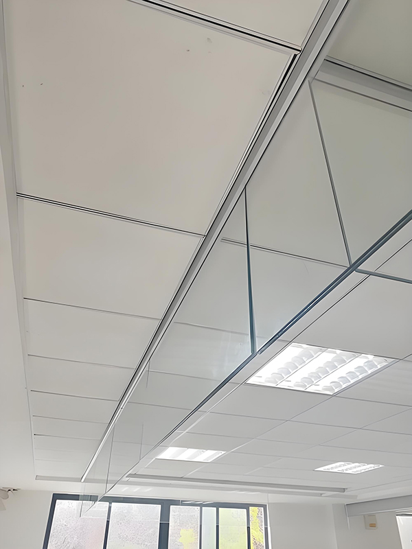 城西玻璃城西挡烟垂壁