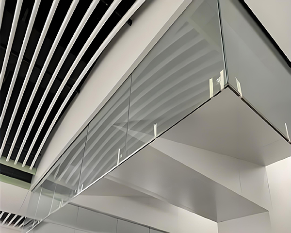 城西玻璃城西挡烟垂壁 城西玻璃城西挡烟垂壁