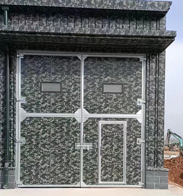 城西工业平开门