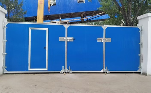 城西工业平开门