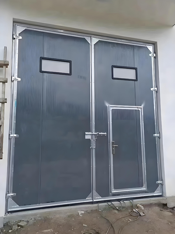 城西厂房保温门