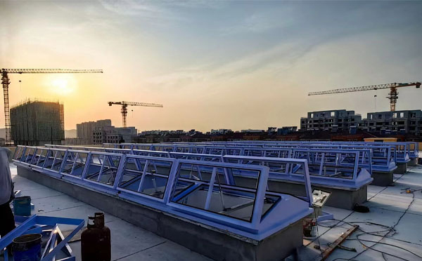 消防城西排烟窗工作原理