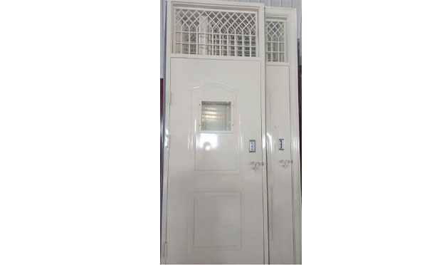 城西学校教室门