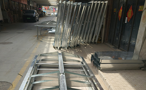 2025城西排烟窗维护周期与电动开启故障排查